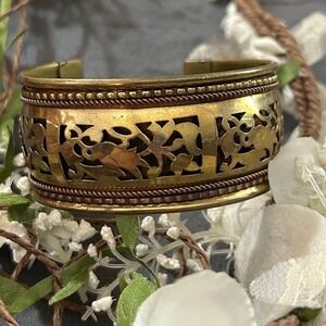 VTG Indian Brass Cuff Bracelet – Pierced Filigree Boho Statement Bangle